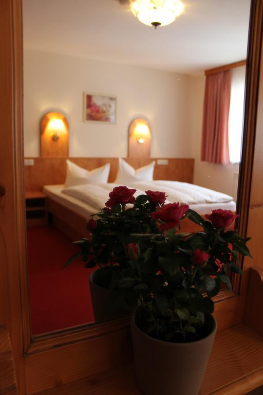 Gasthaus& Pension Zum Roten Haus Bad Schandau Zimmer foto